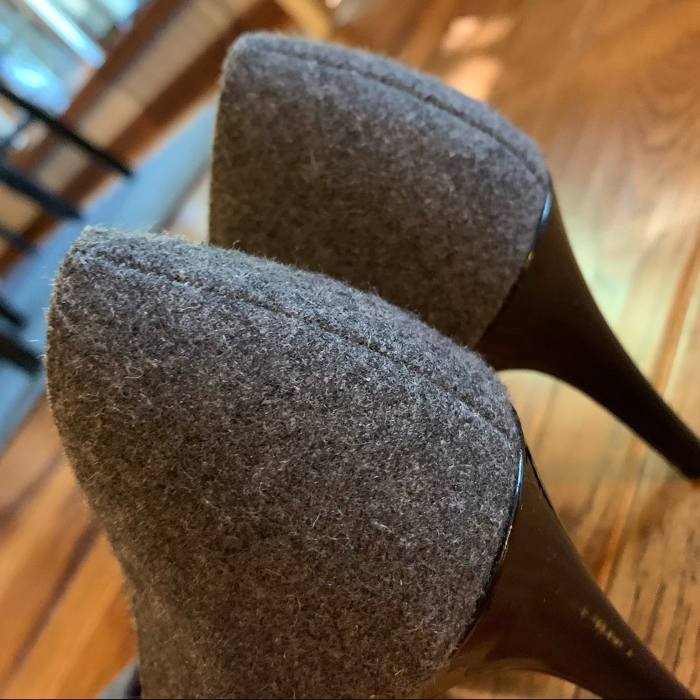 Christian Siriano | Gray Wool Like Pumps | Sz 9 - Picture 11 of 13